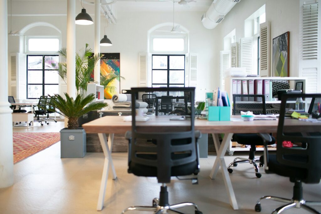 The importance of cushioned office chairs in maintaining workplace wellness office chairs
